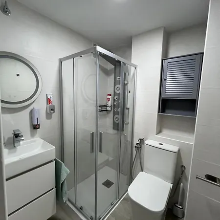 Moderno Recien Reformado *